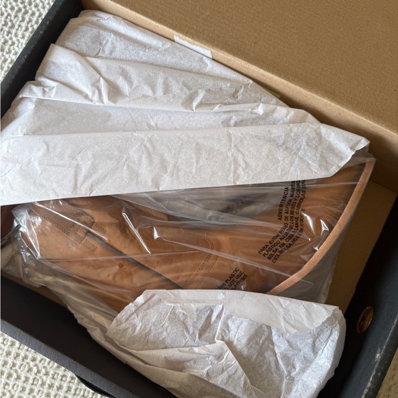 Huckberry Rhodes Roper Boot - Picture 5 of 6